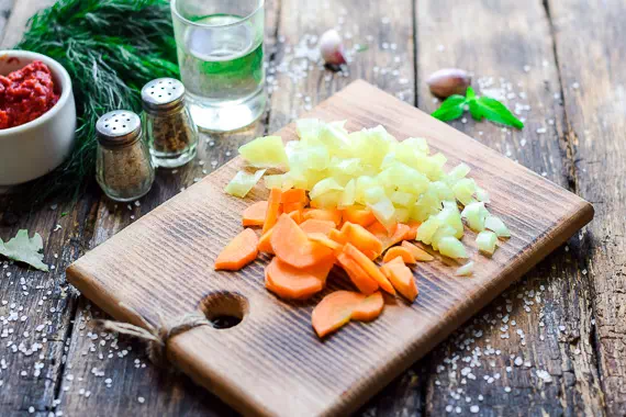 тушеные овощи на сковороде рецепт фото 3